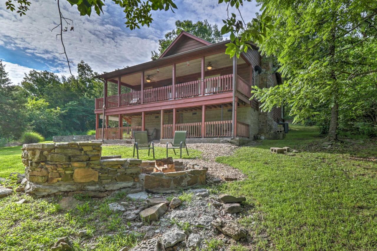 Creekside Hideaway With Fire Pit And Creek Access! Villa Mountain View Exterior photo